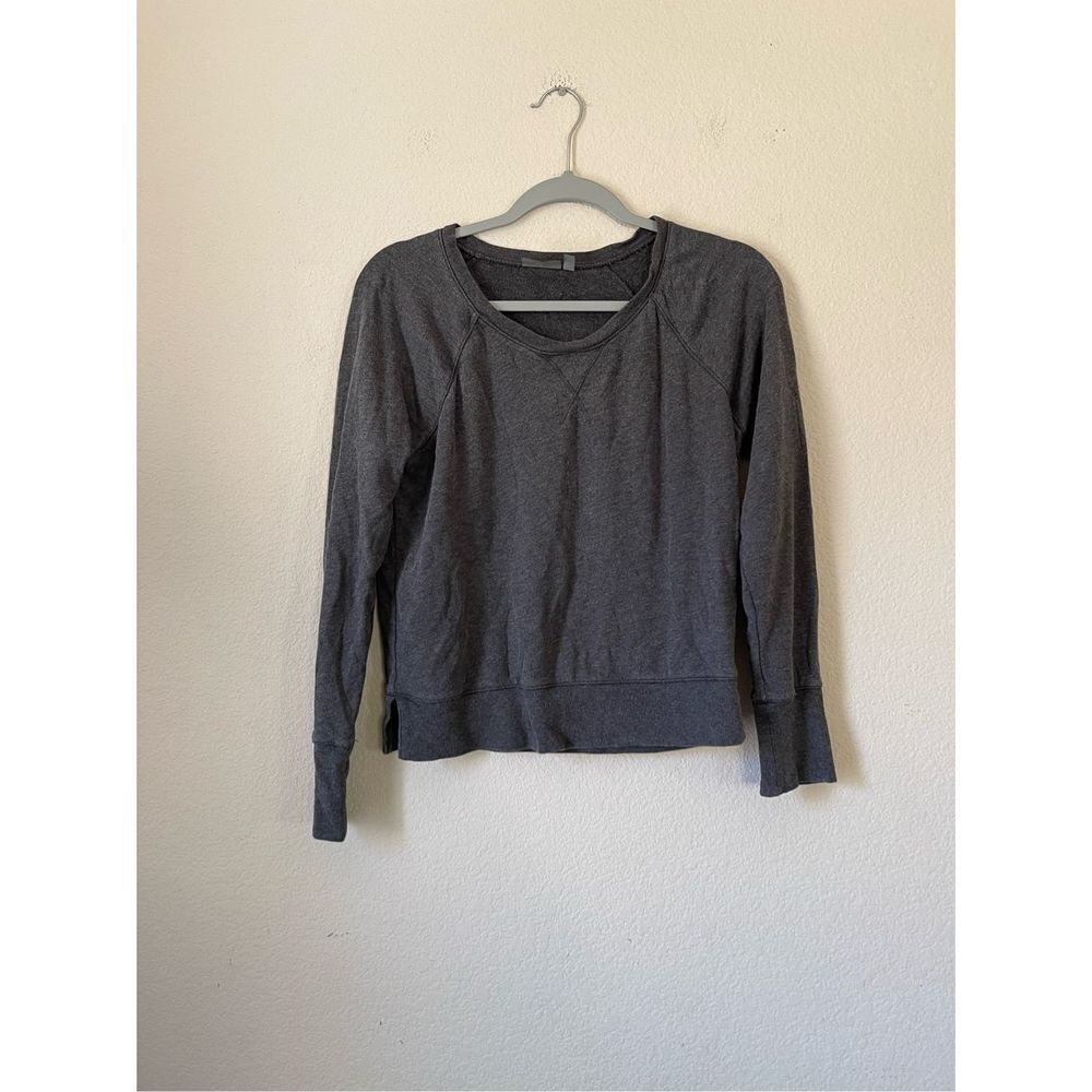 Athleta grey athletic sweatshirt size small‎